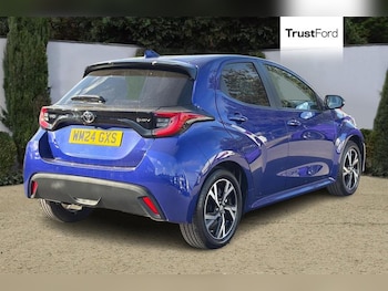 Used Toyota Yaris 2024 for sale - 79365413: Photo