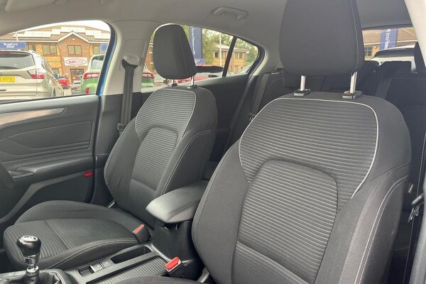 Used Ford Focus 2019 for sale - 75625030: Photo 19