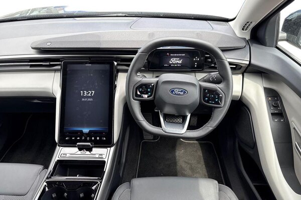 Used Ford Explorer 2024 for sale - 75371642: Photo 11