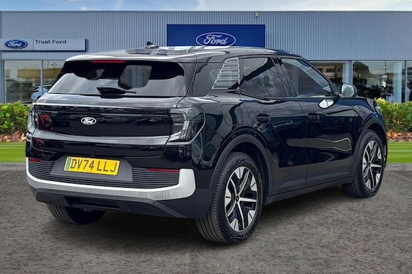 Used Ford Explorer 2024 for sale - 75371642: Photo 4