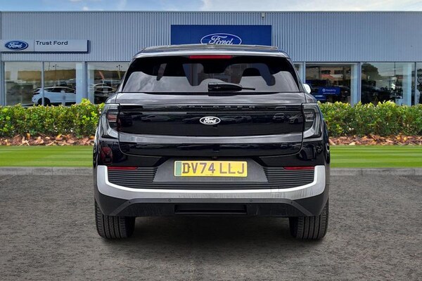Used Ford Explorer 2024 for sale - 75371642: Photo 7