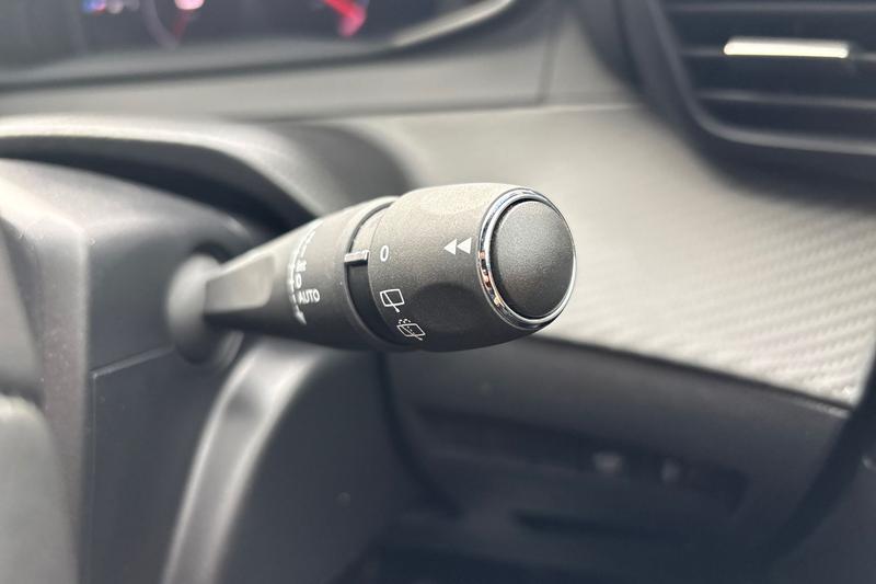 Used Peugeot 2008 2024 for sale - 76355581: Photo 14