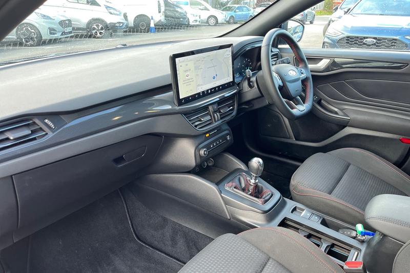 Used Ford Focus 2023 for sale - 78215548: Photo 18