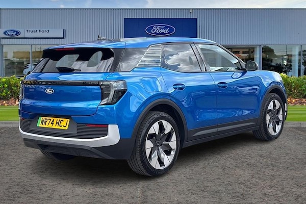 Used Ford Explorer 2024 for sale - 75446302: Photo 4