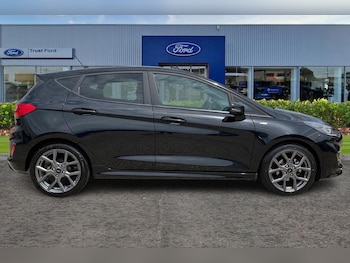 Used Ford Fiesta 2022 for sale - 77079604: Photo
