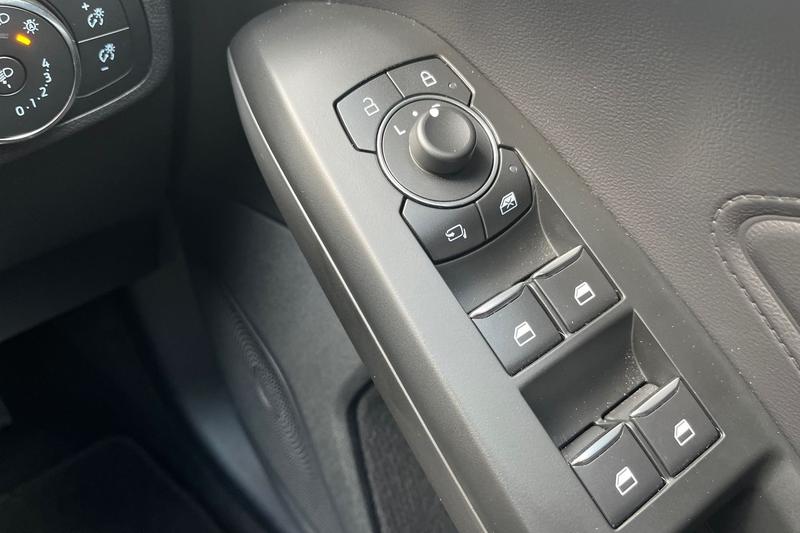 Used Ford Focus 2023 for sale - 78215552: Photo 16