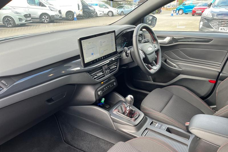 Used Ford Focus 2023 for sale - 78215552: Photo 18