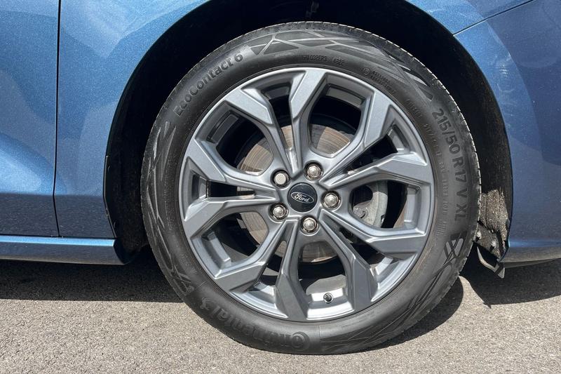 Used Ford Focus 2023 for sale - 78215552: Photo 8