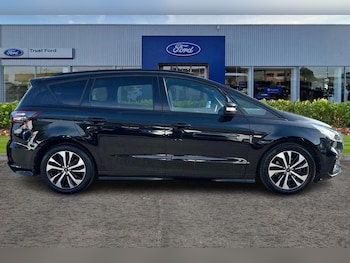 Used Ford S-Max 2023 for sale - 78329510: Photo