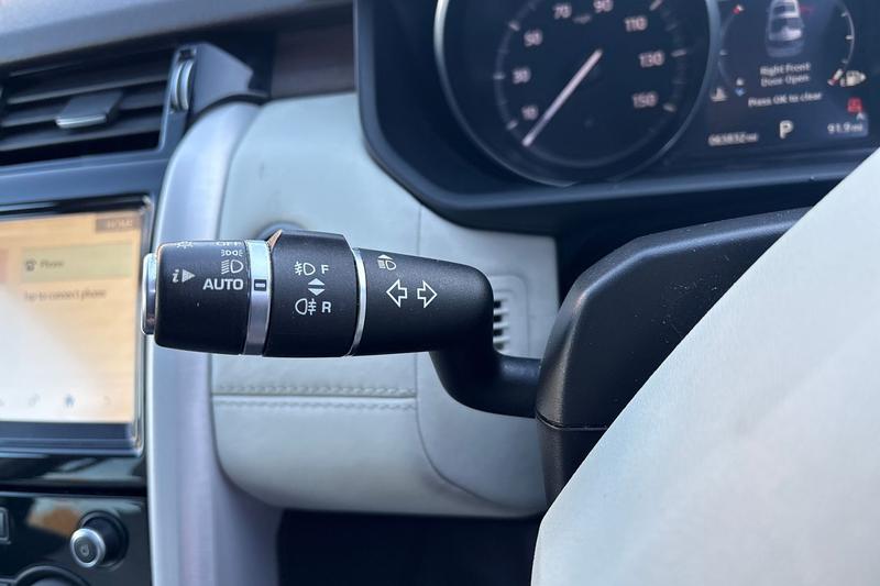 Used Land Rover Discovery 2017 for sale - 76803400: Photo 14