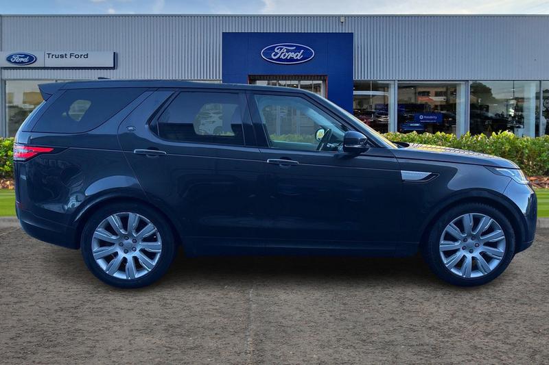 Used Land Rover Discovery 2017 for sale - 76803400: Photo 3