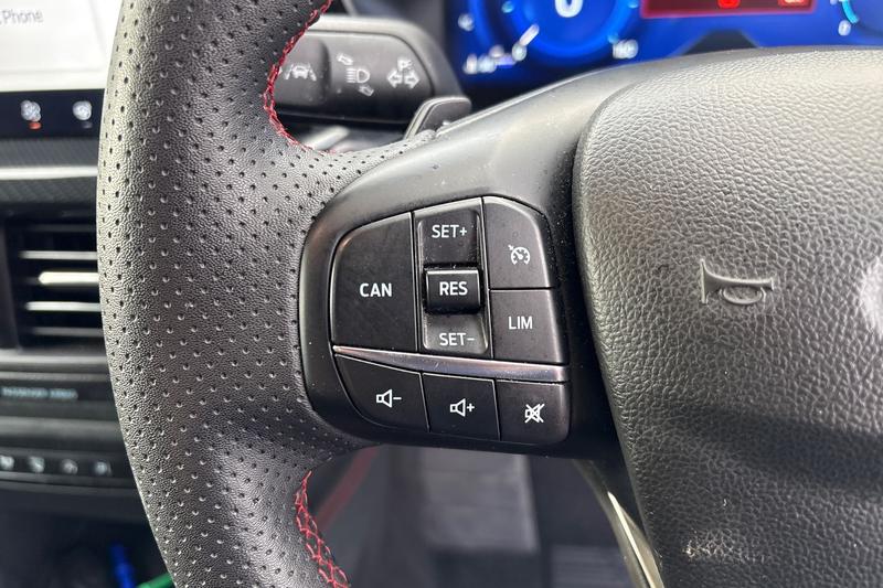 Used Ford Focus 2023 for sale - 76508248: Photo 24