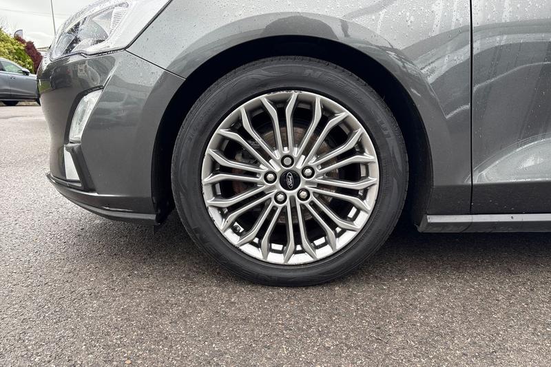 Used Ford Focus 2018 for sale - 76835679: Photo 8