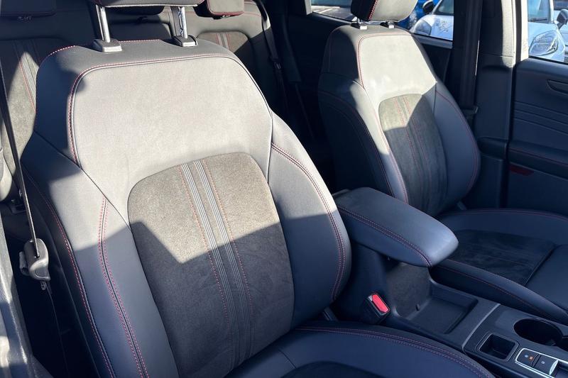 Used Ford Kuga 2025 for sale - 76918292: Photo 17