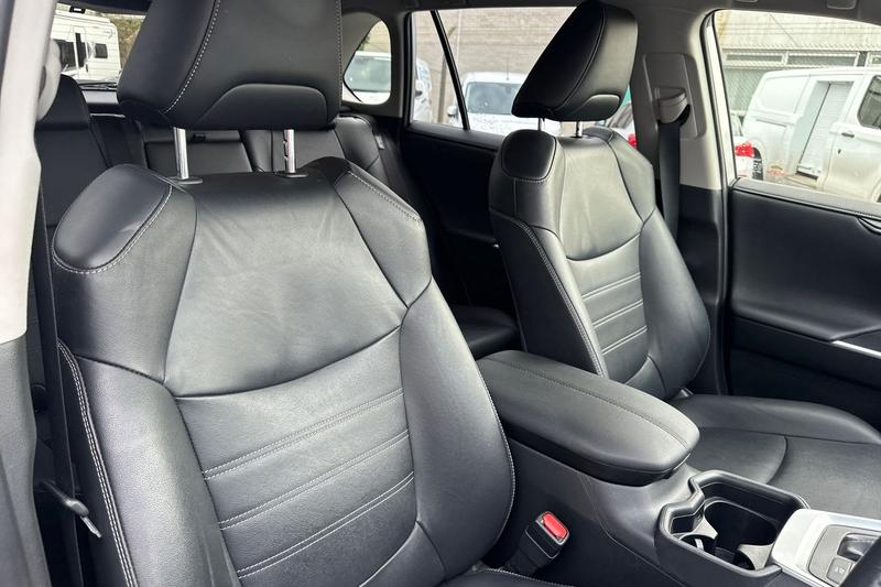 Used Toyota RAV4 2020 for sale - 78067606: Photo 17