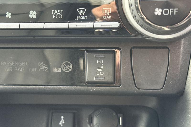 Used Toyota RAV4 2020 for sale - 78067606: Photo 30