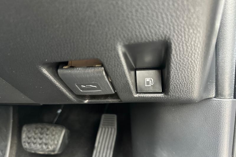 Used Toyota RAV4 2020 for sale - 78067606: Photo 33