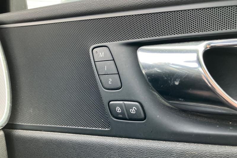 Used Volvo XC60 2018 for sale - 76104758: Photo 23