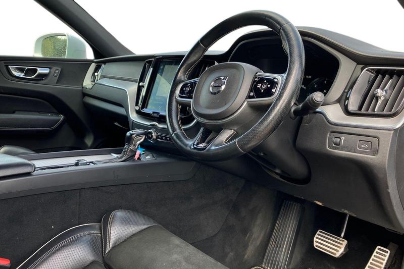 Used Volvo XC60 2018 for sale - 76104758: Photo 9