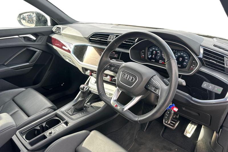 Used Audi Q3 2023 for sale - 77890426: Photo 9