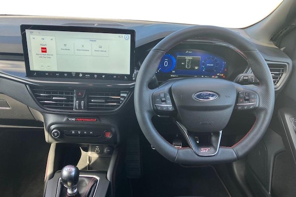 Used Ford Focus 2023 for sale - 75717883: Photo 10