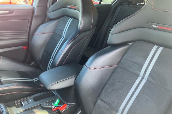 Used Ford Focus 2023 for sale - 75717883: Photo 19