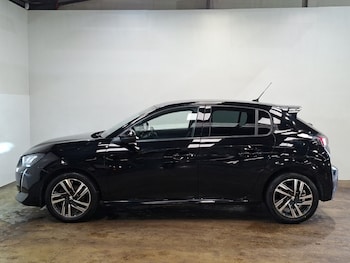 Used Peugeot 208 2023 for sale - 79368436: Photo