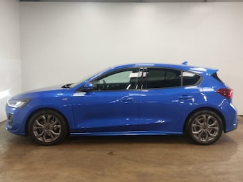 Used Ford Focus 2022 for sale - 77518144: Photo