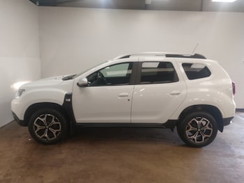 Used Dacia Duster 2020 for sale - 78380759: Photo