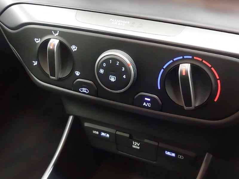 Used Hyundai i20 2021 for sale - 76392905: Photo 13