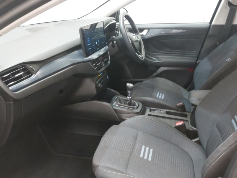 Used Ford Focus 2022 for sale - 77398939: Photo 5