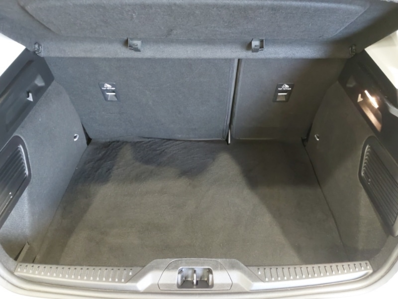 Used Ford Focus 2023 for sale - 76556390: Photo 8