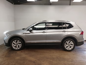 Used Volkswagen Tiguan Allspace 2023 for sale - 78766379: Photo