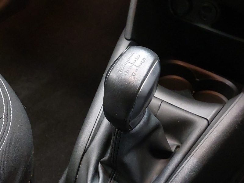 Used Peugeot 208 2017 for sale - 77933354: Photo 12