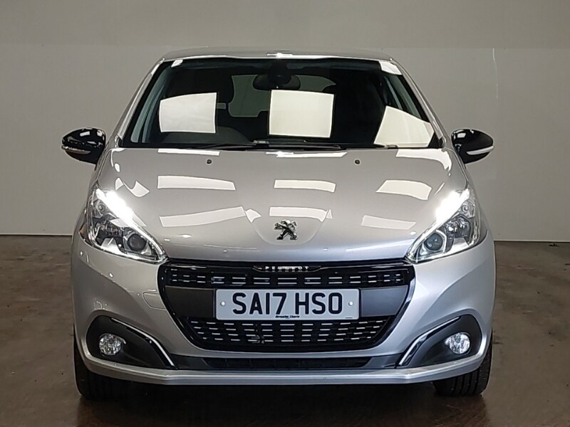 Used Peugeot 208 2017 for sale - 77933354: Photo 19