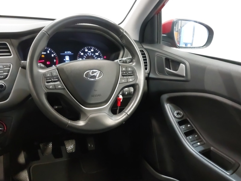 Used Hyundai i20 2019 for sale - 77837819: Photo 11