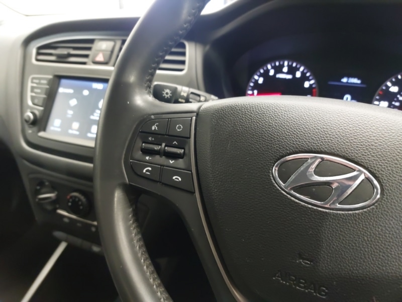 Used Hyundai i20 2019 for sale - 77837819: Photo 17