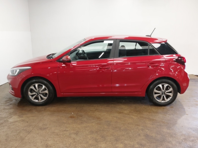 Used Hyundai i20 2019 for sale - 77837819: Photo 4