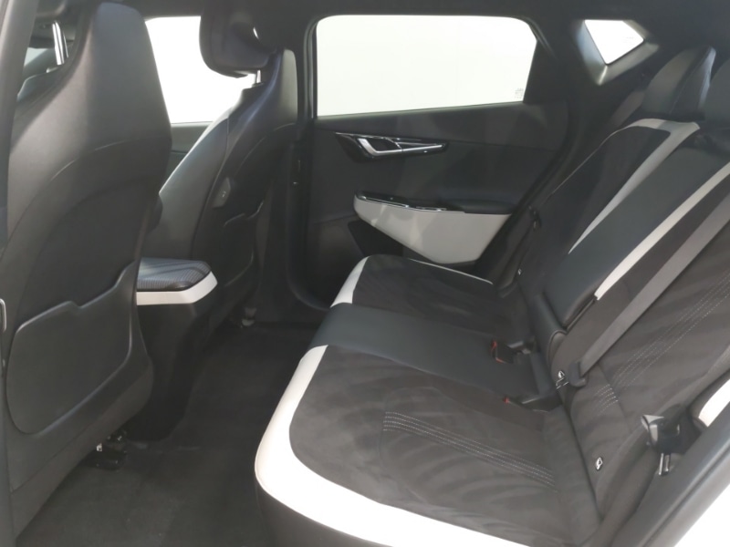 Used Kia EV6 2023 for sale - 78093747: Photo 6