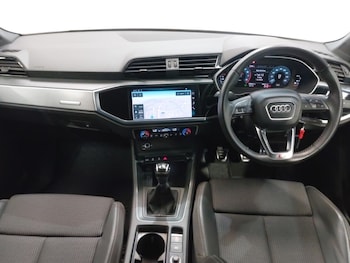 Used Audi Q3 2019 for sale - 77105476: Photo