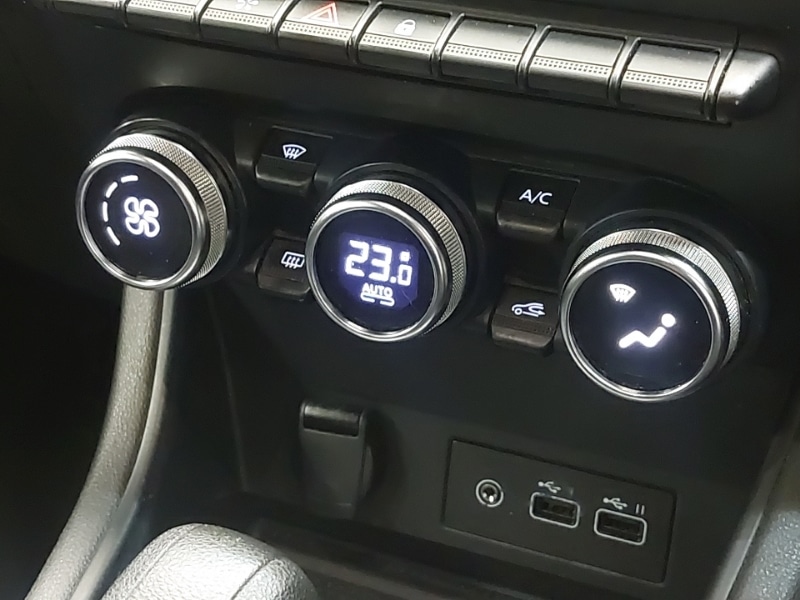 Used Renault Captur 2023 for sale - 76906653: Photo 13