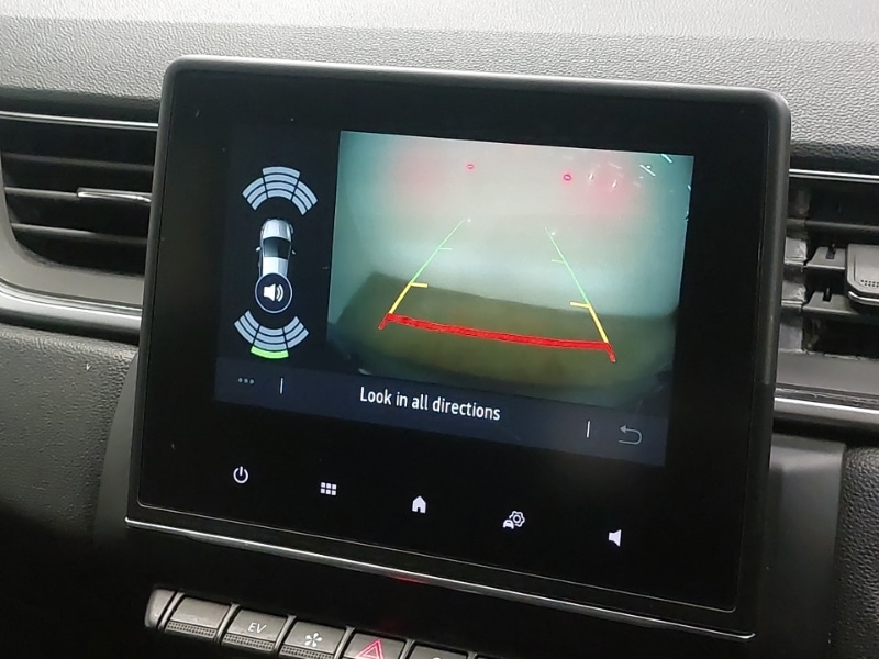 Used Renault Captur 2023 for sale - 76906653: Photo 17