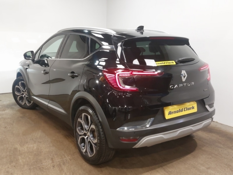 Used Renault Captur 2023 for sale - 76906653: Photo 3