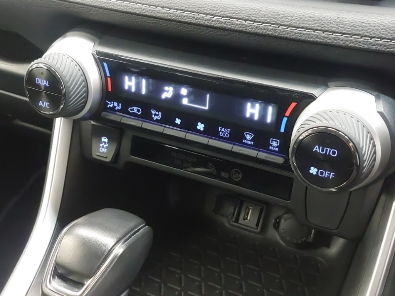Used Toyota RAV4 2022 for sale - 76055236: Photo 13