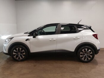 Used Renault Captur 2022 for sale - 77265470: Photo