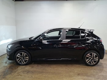 Used Peugeot 208 2023 for sale - 79315713: Photo