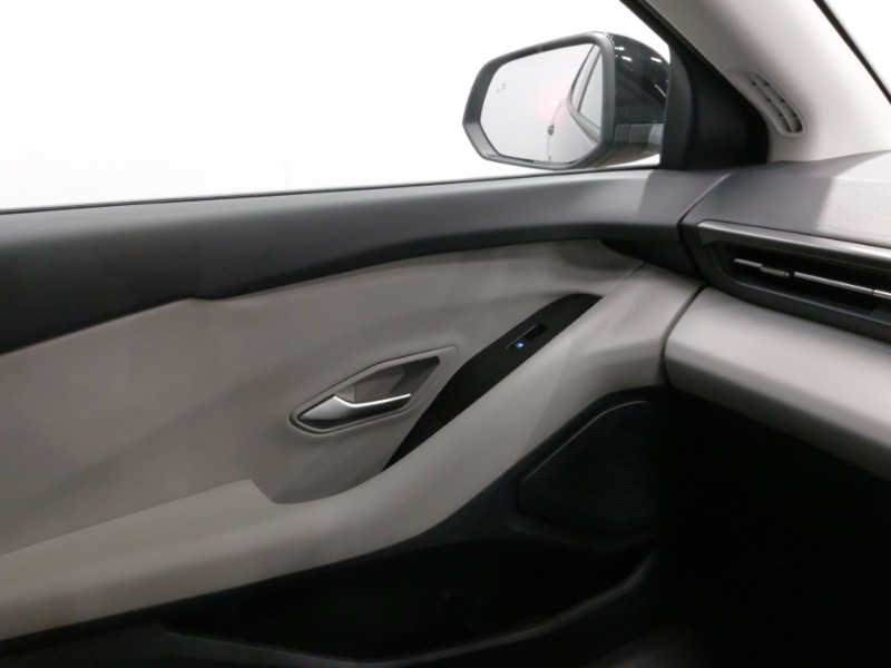 Used Ford Explorer 2025 for sale - 76815984: Photo 15