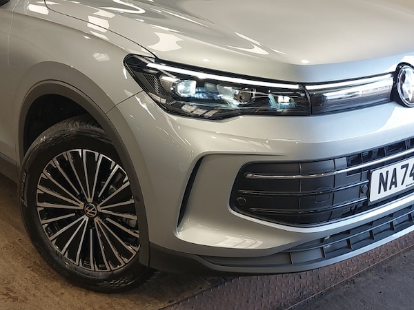 Used Volkswagen Tiguan 2024 for sale - 76221518: Photo 9
