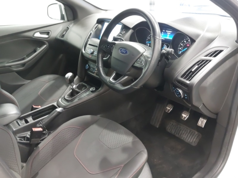 Used Ford Focus 2017 for sale - 77214237: Photo 18