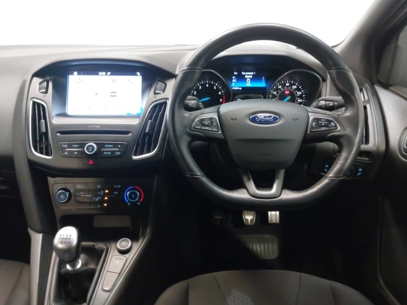 Used Ford Focus 2017 for sale - 77214237: Photo 7